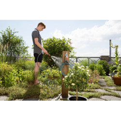 Tuyau spiral avec support intégré - GARDENA