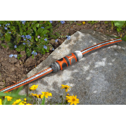 Connecteur pour raccorder 2 tuyaux - GARDENA