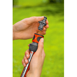 Connecteur pour raccorder 2 tuyaux - GARDENA