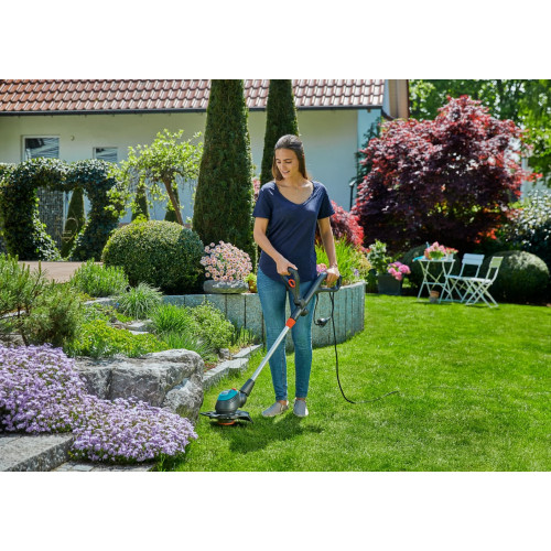 Coupe-bordures électrique EasyCut 450/25 - Maniable et léger - GARDENA