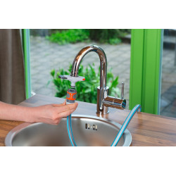 Adaptateur de robinet d'intérieur - filetages mâle (M22 x 1) ou femelle (M24 x 1) - GARDENA