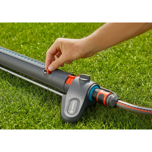 Arroseur oscillant AquaZoom M - arrosage 9 à 250 m² - portée 3 à 18 m - largeur 3 à 14 m - GARDENA