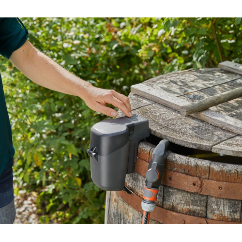 Pompe pour collecteur d'eau de pluie 2000/2 18V P4A - GARDENA