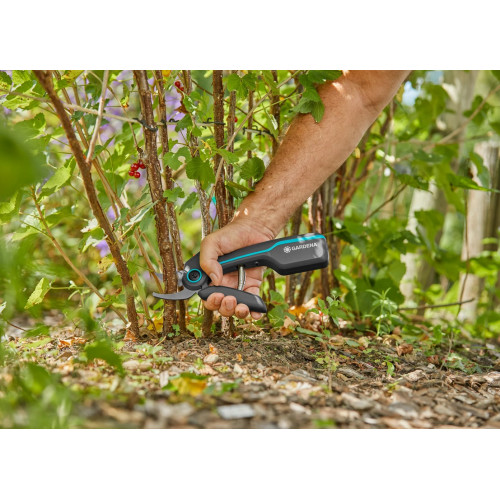 Sécateur AssistCut à lames franche - GARDENA