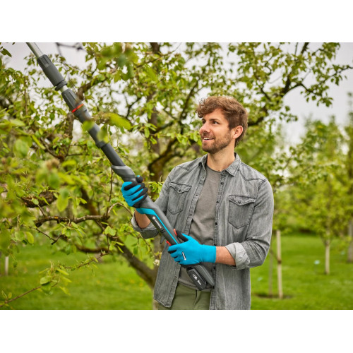 Coupe-branches HighCut 250/18V P4A sur batterie - Coupe Ø 28 mm - L. 2557 mm - GARDENA