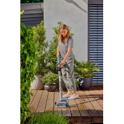 Nettoyeur de terrasse AquaBrush 18V / P4A - Patio - Kit prêt-à-l'usage - GARDENA
