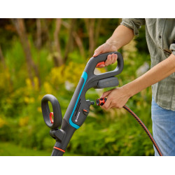 Nettoyeur de terrasse AquaBrush 18V / P4A - Patio - Kit prêt-à-l'usage - GARDENA