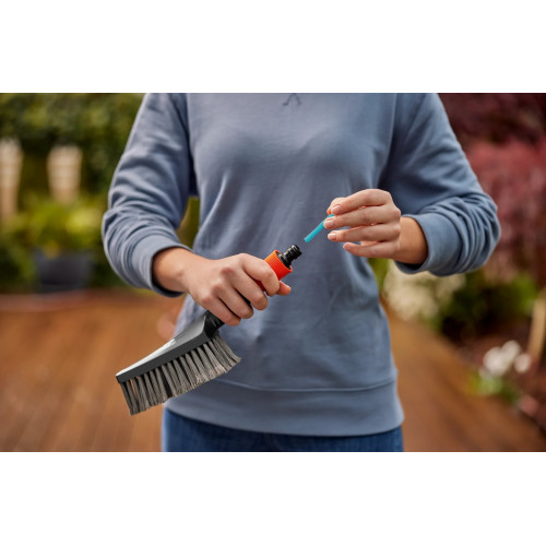 Brosse de lavage à main S souple - GARDENA