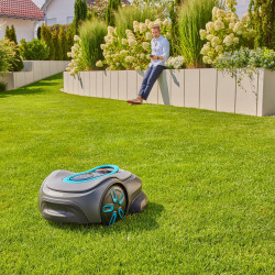 Tondeuse robot connectée - smart SILENO max 1500 m² - Trim-to-Edge - DualCutting - GARDENA