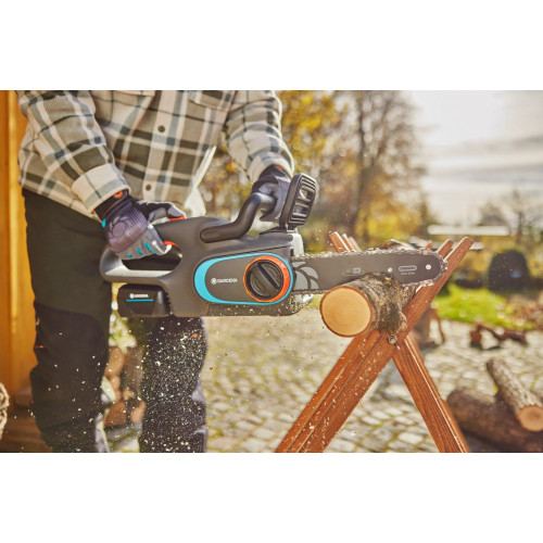 Tronçonneuse à batterie - PowerSaw 25/18V P4A - Guide 25 cm - Chaîne 3/8” - GARDENA
