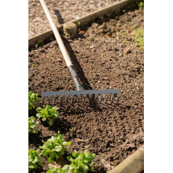 Râteau PureLine - 36 cm - 14 dents acier - Manche bois FSC 100 % - GARDENA