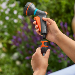 Pistolet d’arrosage multi-applications Classic avec nécessaire de base - GARDENA