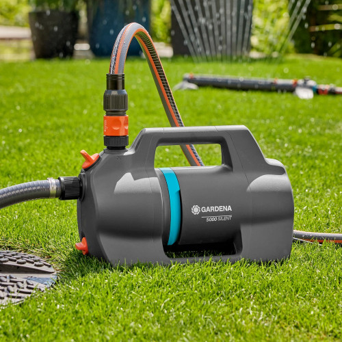 Pompe d’arrosage de surface 5000 Silent avec kit d’aspiration - 5000 l/h - 3,7 bar - GARDENA