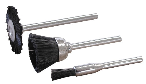 3 brossettes nylon roue cuvette et pinceau