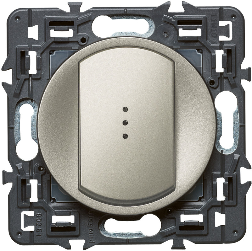 Celiane interrupteur simple lumineux titane