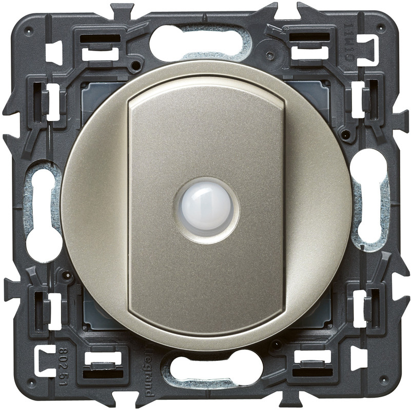 Celiane interrupteur eco titane