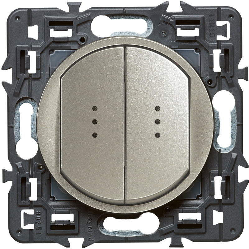 Celiane double interrupteur lumineux titane