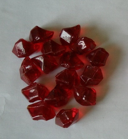 Pierres décoratives en fibre de verre rouge