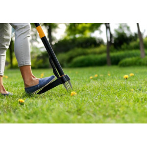 Outils à main pour la coupe de gazon et d'herbes 